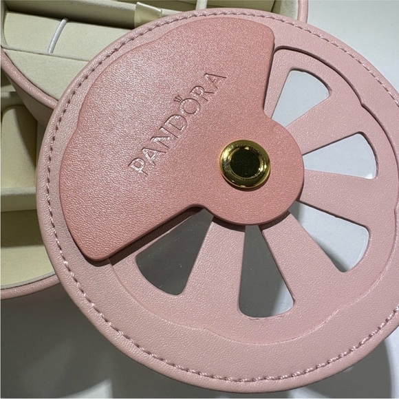 Pandora gift Pink Jewelry Organizer - Picture 4 of 14
